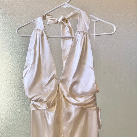 🆕 REFORMATION Veria Halter Silk Maxi Dress in Ivory Sz 0 - Picture 5 of 9